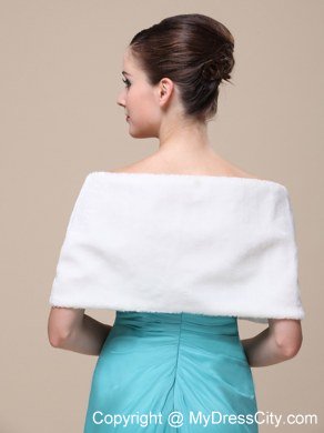 Faux Fur Special Occasion / Wedding Shawl In Ivory With V-neck